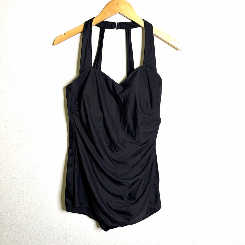 Lands' End Black Women's swimsuit one piece halter sz 18 ruched front slimming